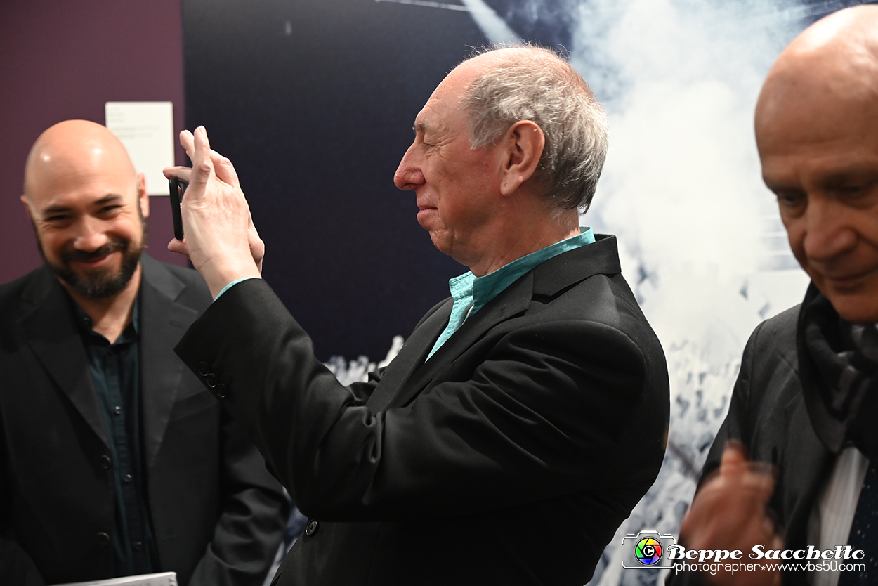 VBS_1746 - Mostra Peter Hince - Queen Experience.jpg